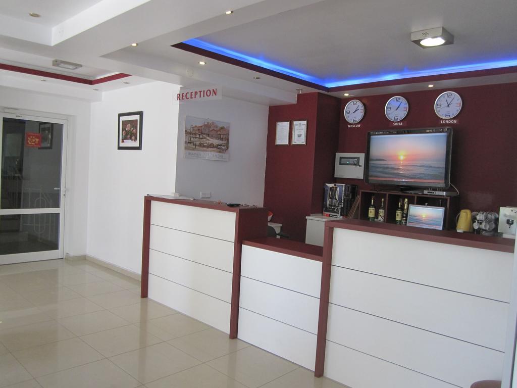 Family Hotel Magnolia Balchik Esterno foto
