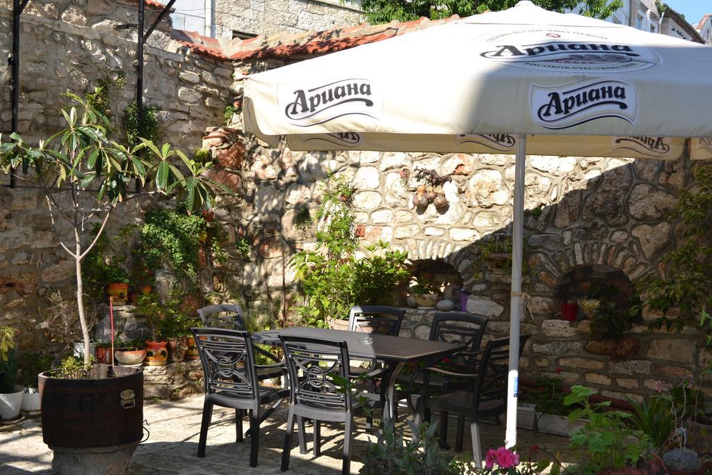 Family Hotel Magnolia Balchik Esterno foto