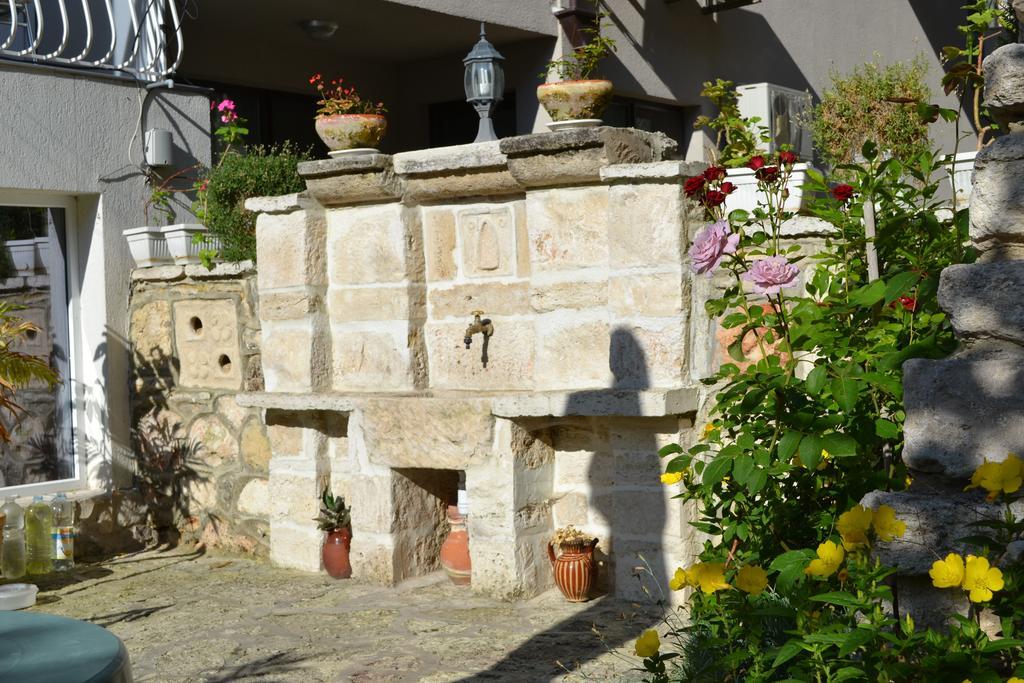 Family Hotel Magnolia Balchik Esterno foto