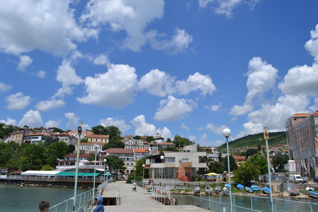 Family Hotel Magnolia Balchik Esterno foto